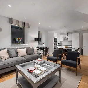 https://shoreditch-by-capital.cambridgehotelsuk.com