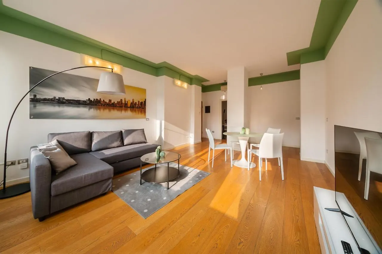 Apartment Santa Sofia Home Milan